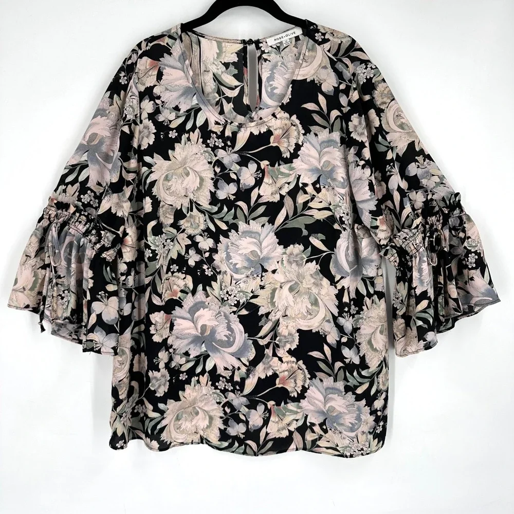 Rose & Olive Black Floral Bell‎ Sleeve Keyhole Neck Blouse Size 1X Dark Romantic